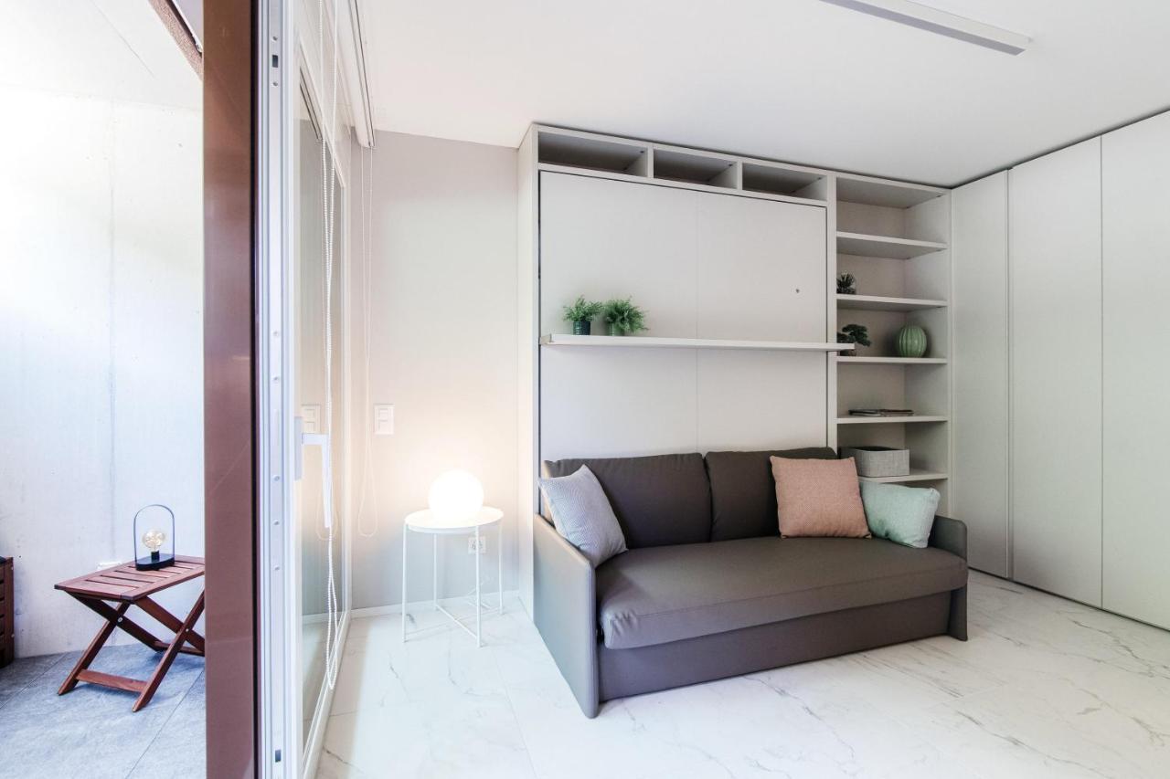Grey Studio 9 - Locarno Centro Локарно Экстерьер фото